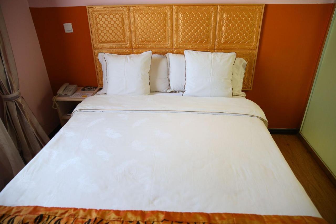 Hotel Cristal Madagascar Антананариву Экстерьер фото